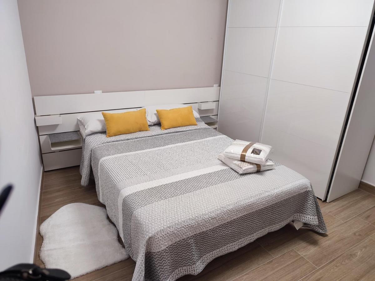 Baj - Apartamentos En Playa Bajondillo, Torremolinos Exterior foto